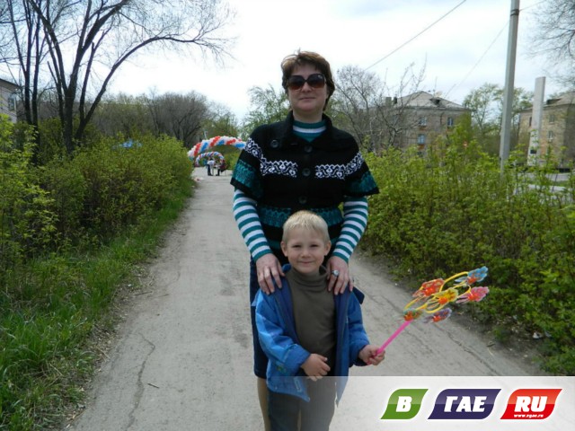 Назад в СССР у кинотеатра 