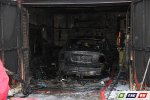 На ул. Огарева сгорел автомобиль в гараже
