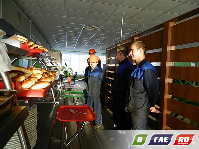 На ГЗОЦМе - столовая в зеленых тонах