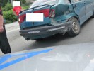 Авария на перекрестке:  водитель увлекся сотовым телефоном
