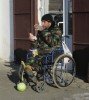Инвалид без ног просит не денег, а еду