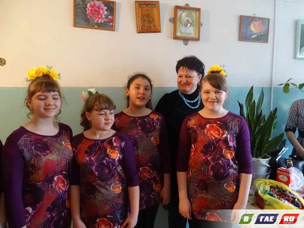Праздник в общежитии для пожилых