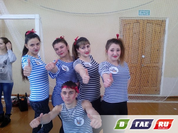 «Гламурные акулы» стали Королевами спорта