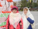 Гайчане накинули на себя пуховые платки