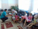 Семья Доленко подарила детям из «Островка» игрушки