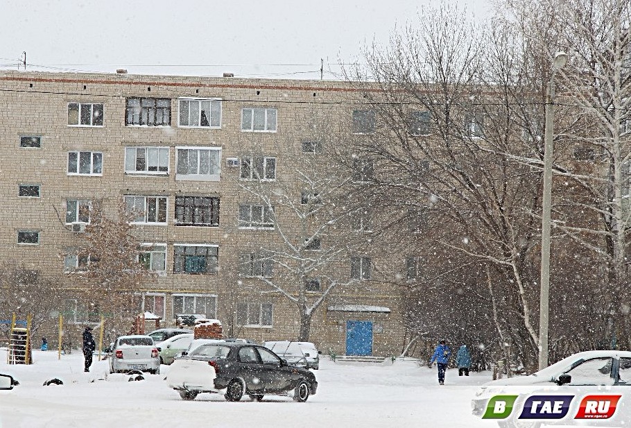 Погода в гае оренбургской на 10 дней. Снегопад в Гае в Оренбургской области.