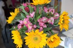 Цветы на 8 марта из Эквадора и Голландии