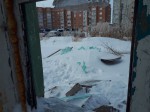 Автостоянка закрылась, обломки остались