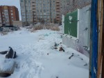 Автостоянка закрылась, обломки остались