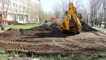На территории БК-2 ведется строительство госаптеки. Деревья выкорчевали