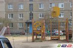 К подъезду дома №37 в 8 мкр приползла змея