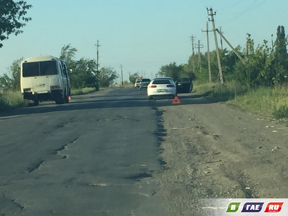 За мостом произошло ДТП автобус и мазда