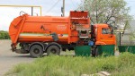 В Калиновке установили мусорные контейнеры на обочине дороги