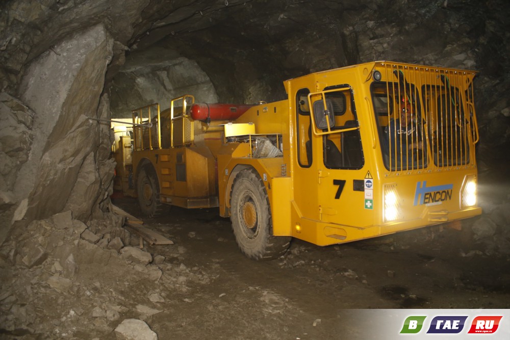 В ПАО «Гайский ГОК» появился подземный бетоноукладчик