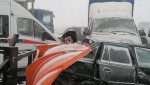 10 авто столкнулись на трассе Оренбург - Орск, среди них - скорая помощь