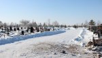 Основные дороги на городском кладбище расчищены