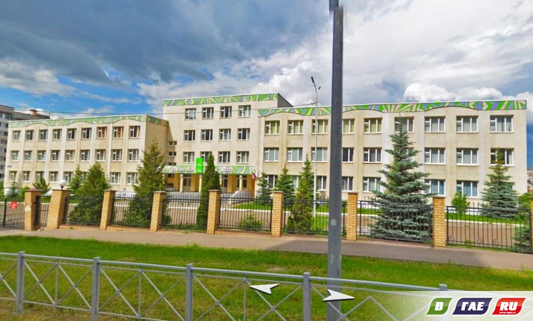 Девять детей и двое взрослых погибли при стрельбе в казанской школе