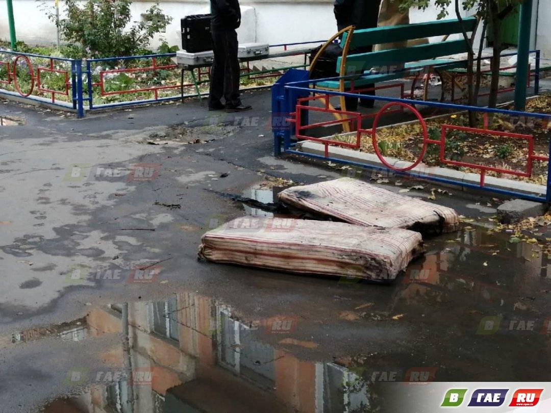 В Гае убиты три девушки
