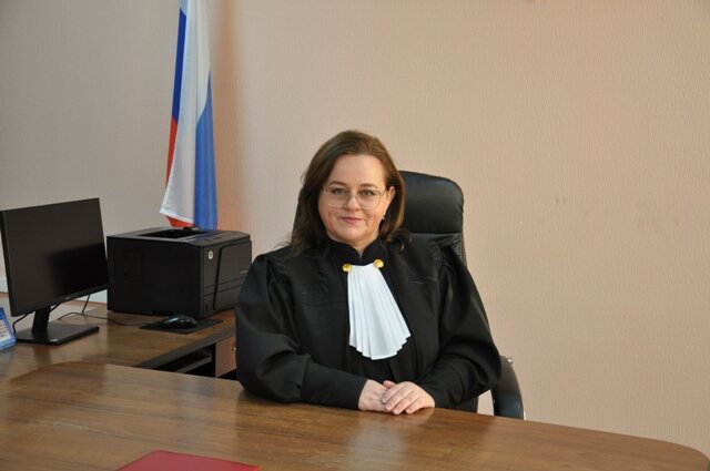 Судью Е.А. Волохову проводили в почетную отставку