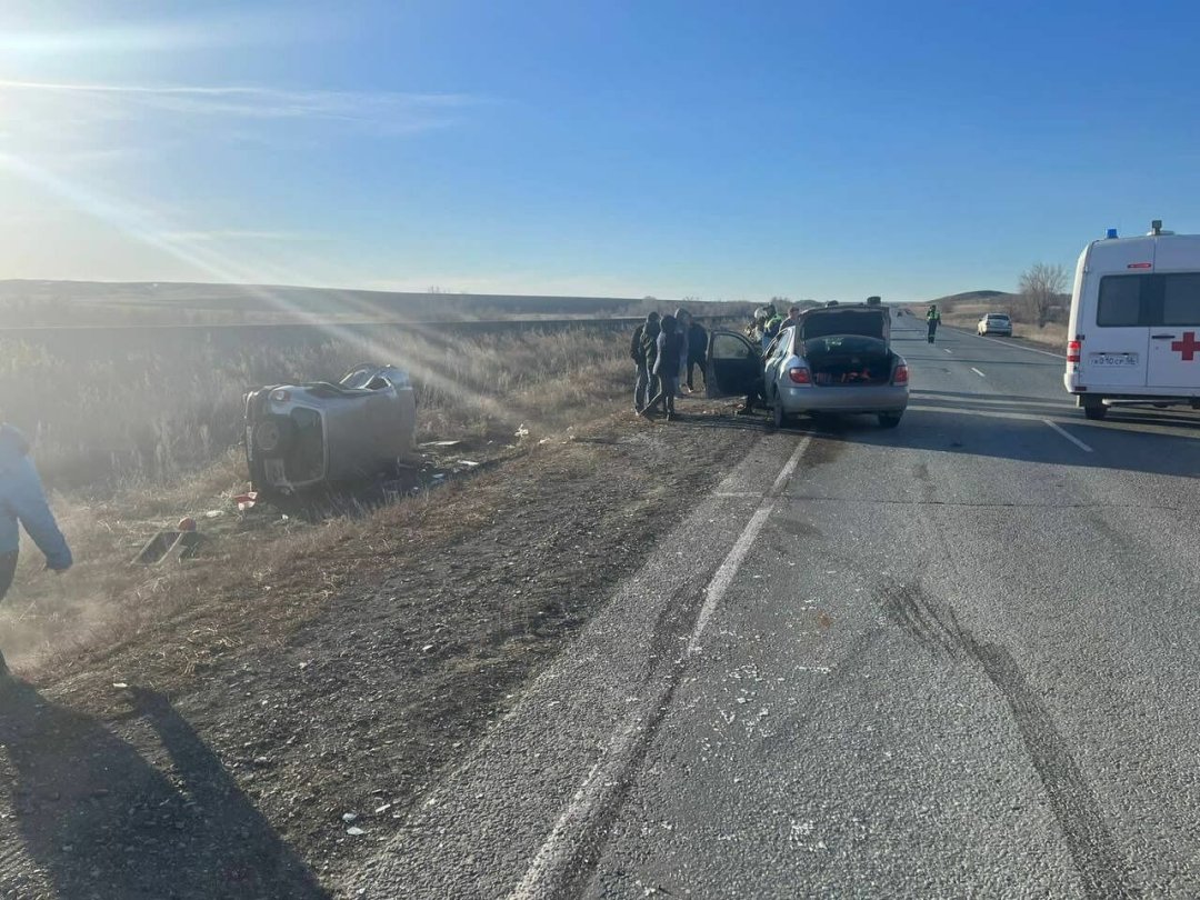 В ДТП на трассе Орск - Гай пострадали 6 человек | 02.04.2023 | Новости Гая  - БезФормата