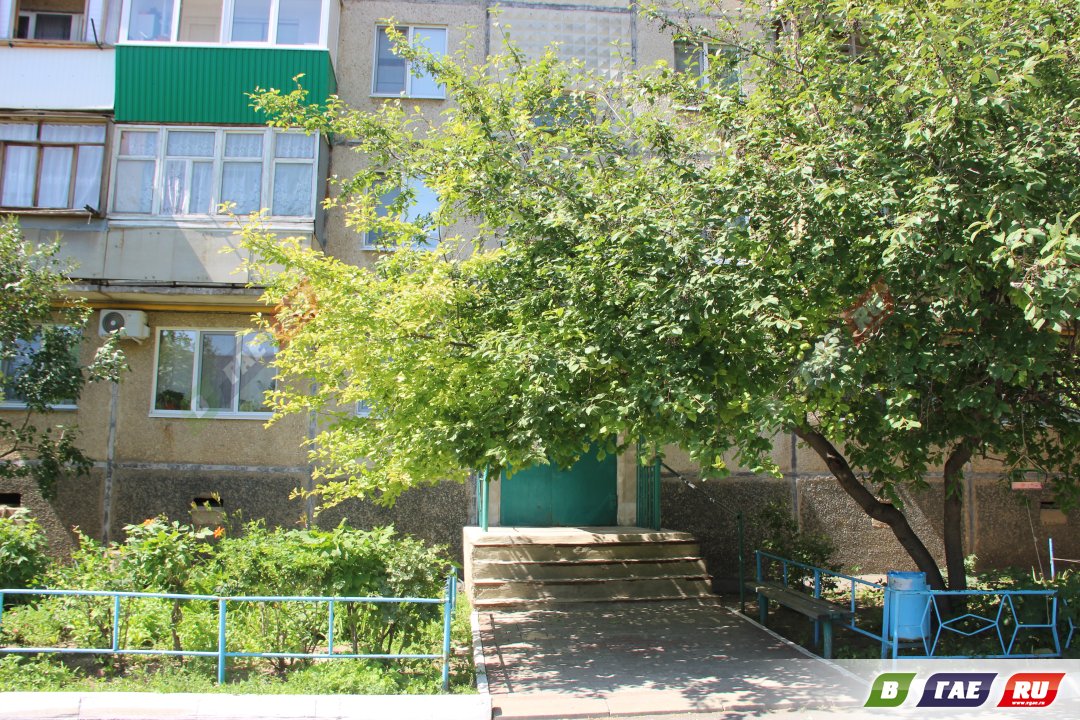 Состояние девочки, выпавшей из окна 5 этажа, остается стабильно тяжелым Состояние девочки, выпавшей из окна 5 этажа, остается стабильно тяжелым