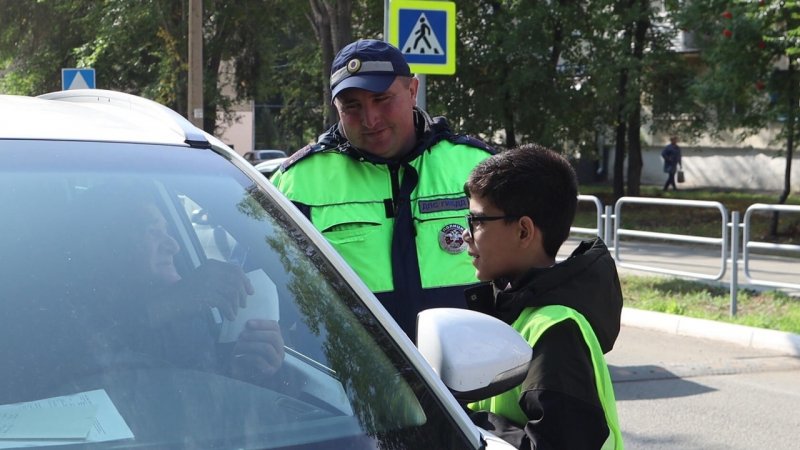 Сотрудники Госавтоинспекции Гайского городского округа  провели акцию «Дети на дороге»