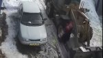 Очистка улицы в пос. Калиновка. Фотофакт