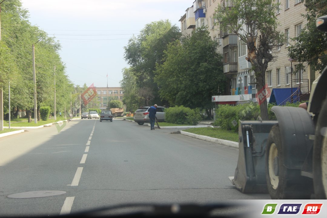 Стартовали субботники. Завершатся 23 августа