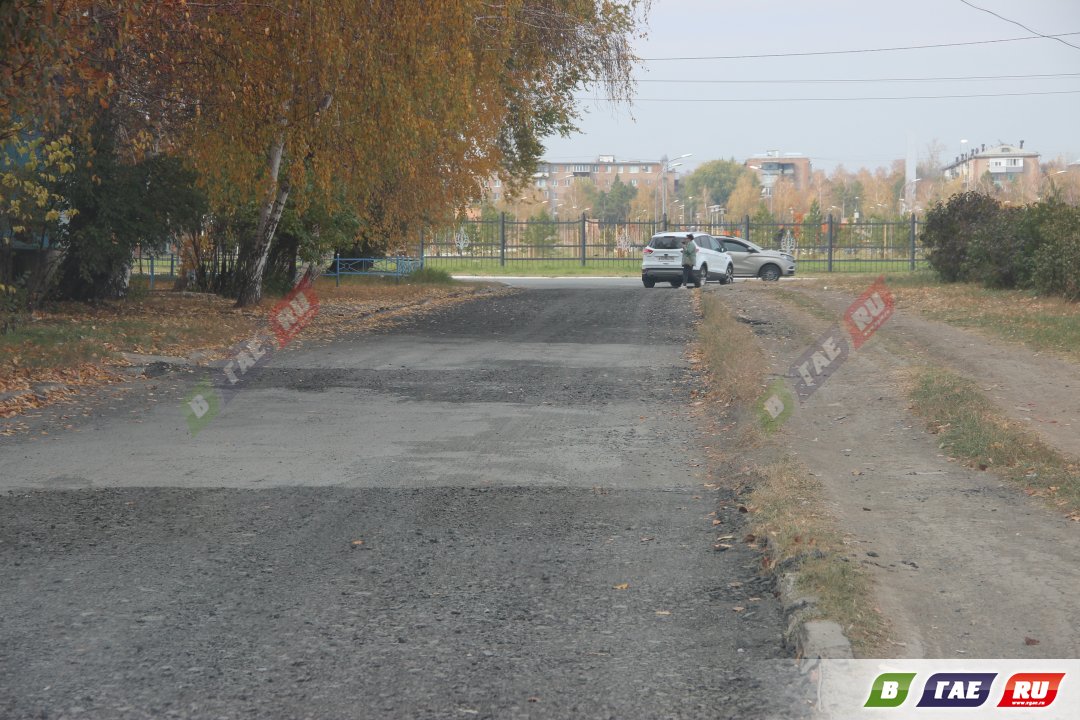 Дорога вдоль забора Гайского рынка преобразилась