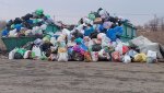 Жители 8 мкр г.Гая страдают от невывоза отходов