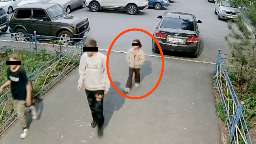 Маленькие вандалы украли тюльпаны