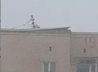 На Ленина, 39 сорвало крышу