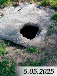 На Орской 116а открытый колодец