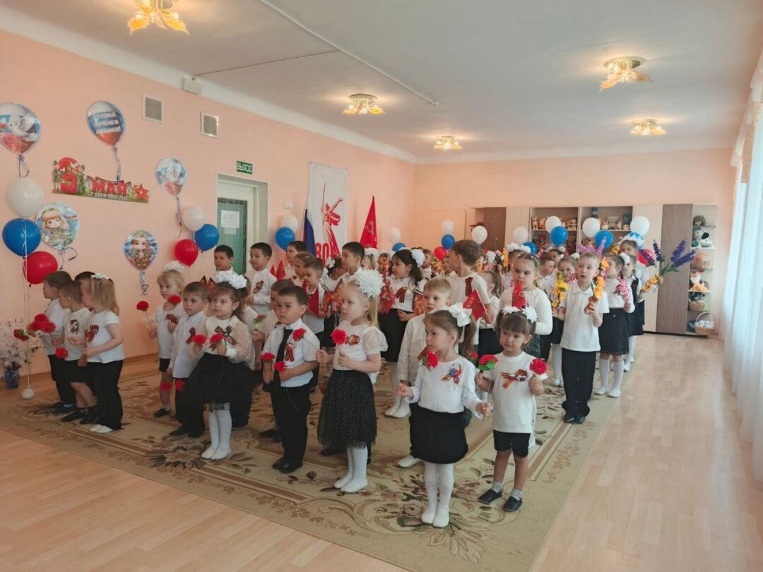 Дошколята Гайского округа приняли участие в акции «Вальс Победы».