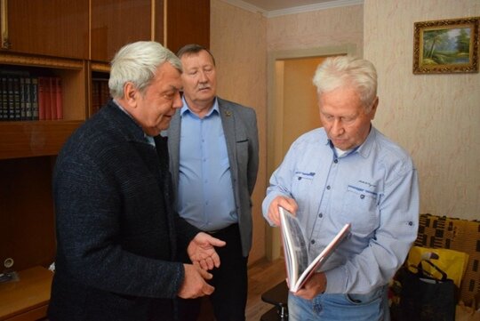 Гайчанин Николай Коновалов отметил 95-летний юбилей