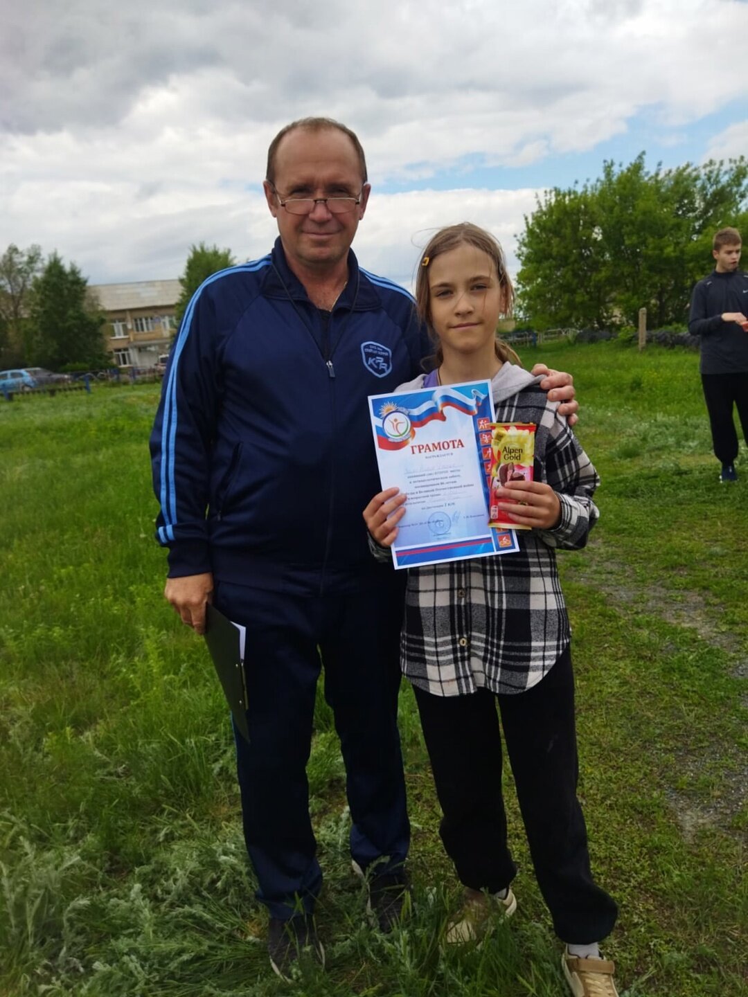 В Новониколаевка прошел легкоатлетический забег