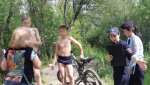 Опасные игры на воде: девять подростков в Гае купались без присмотра взрослых