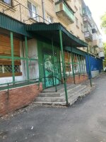 Они не боятся никого: подростки устроили ад в заброшке