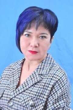 💯 Ученица школы № 10 Елизавета Борковец получила за ЕГЭ по химии максимальные 100 баллов
