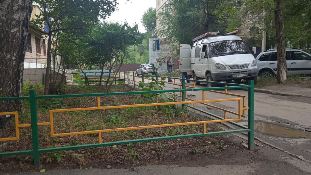 Дезодорант уплыл с чаши унитаза