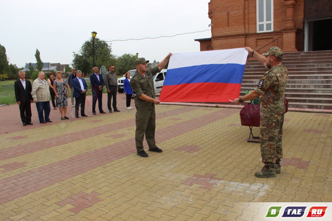 Прощание с погибшим старшим наводчиком штурмовой роты Переваловым Виктором Николаевичем