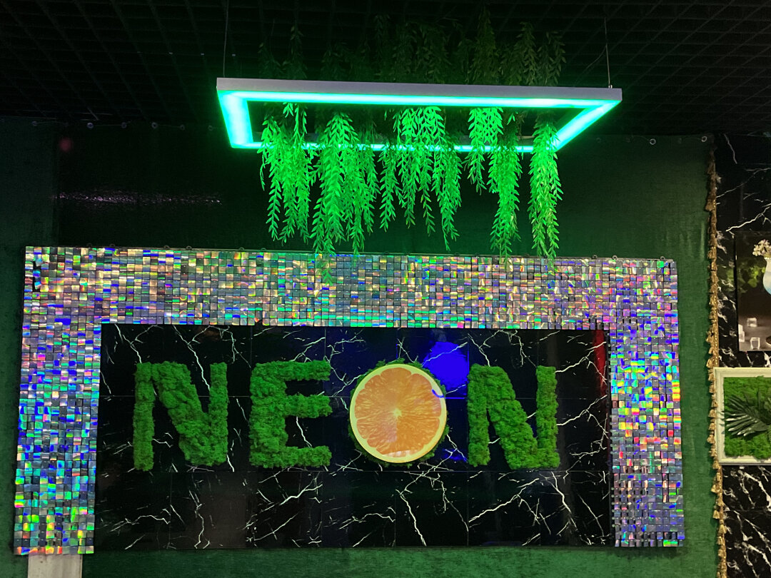 Встречай NEON-Новый год!✨