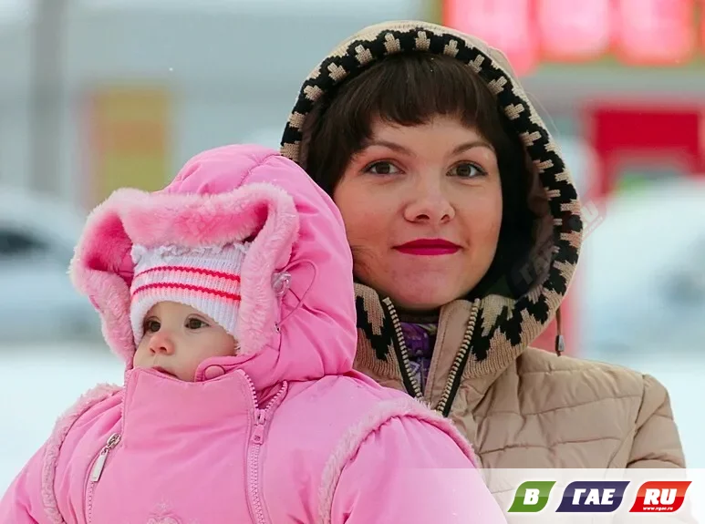 Сегодня праздник. День матери