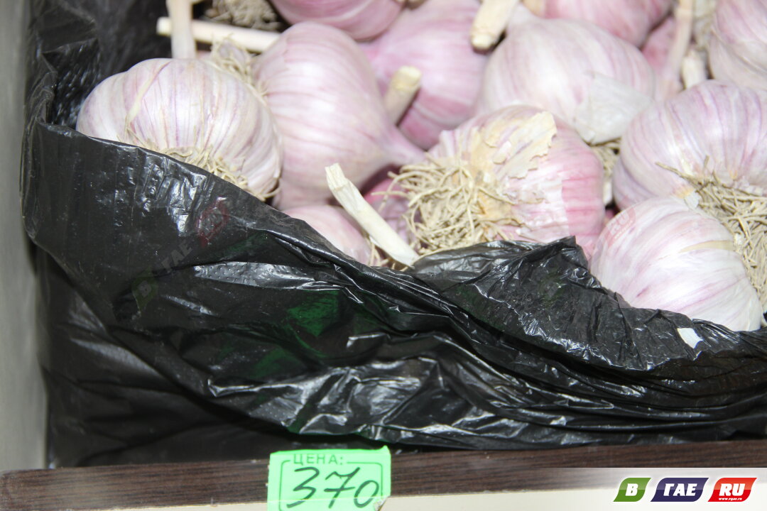 В Гае чеснок дороже ананасов. Особенно выращенный в местных условиях