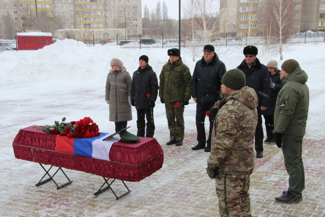 В Гае простились с погибшим бойцом СВО Андреем Ивановичем Ишмаевым, позывной «Шим»