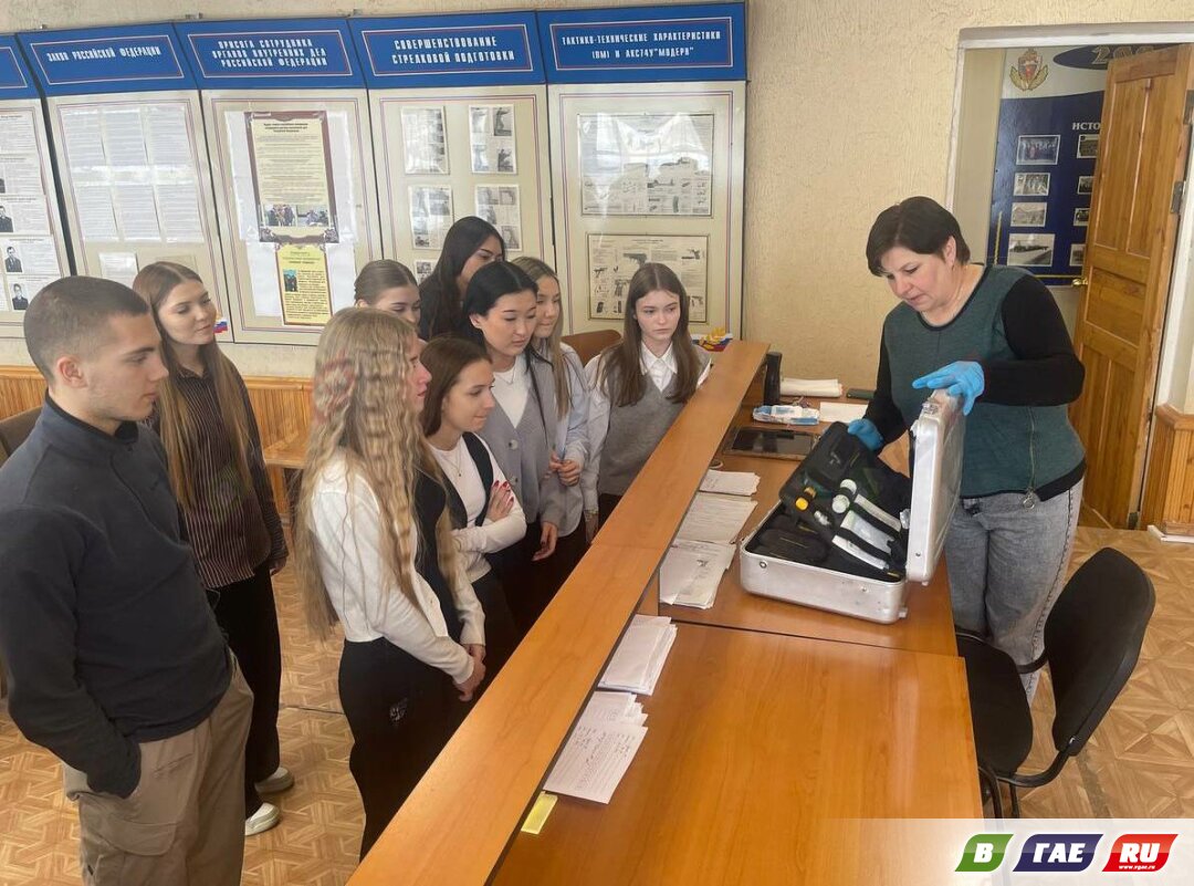 «Студенческий десант» высадился в полиции. Сняты отпечатки пальцев