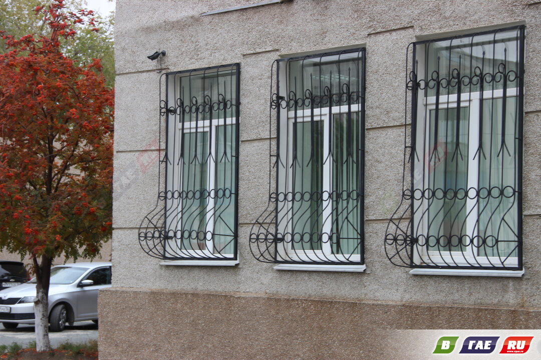 На железнодорожной станции Сара часы не тикают