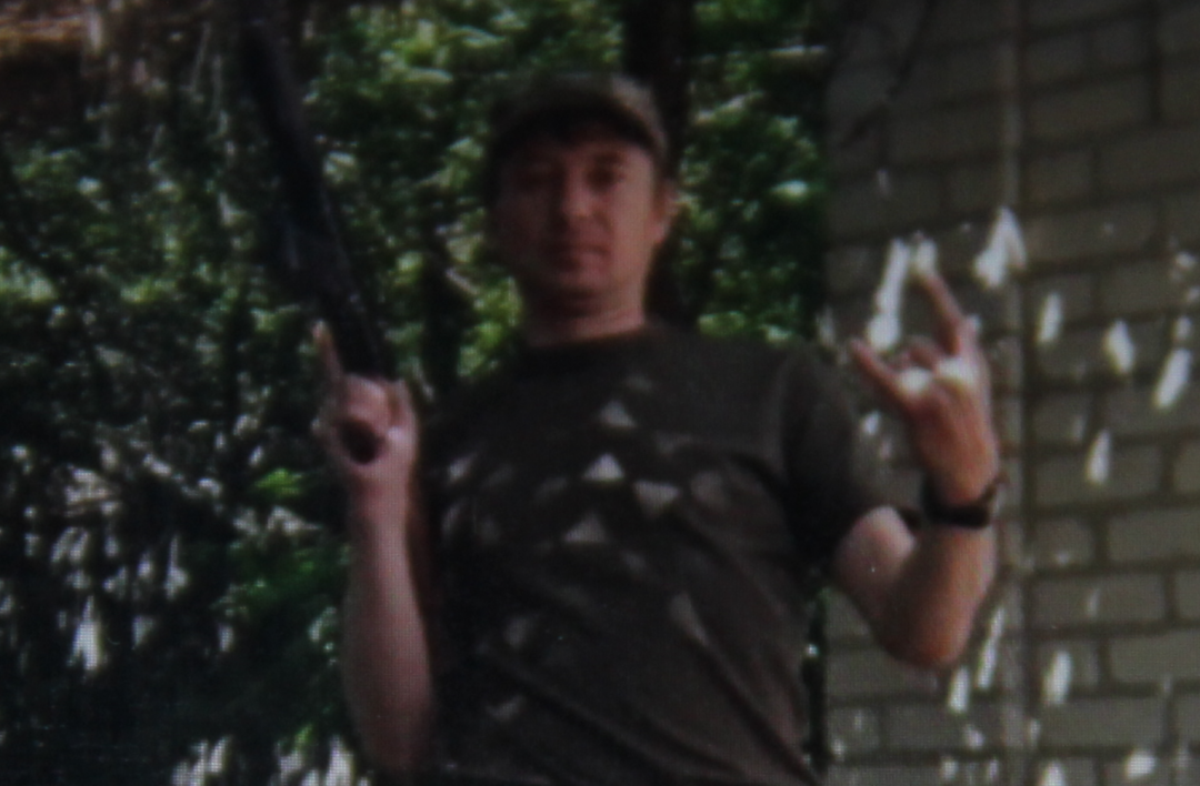 Романа Евгеньевича Строгонова поздравляют с 23 февраля родственники