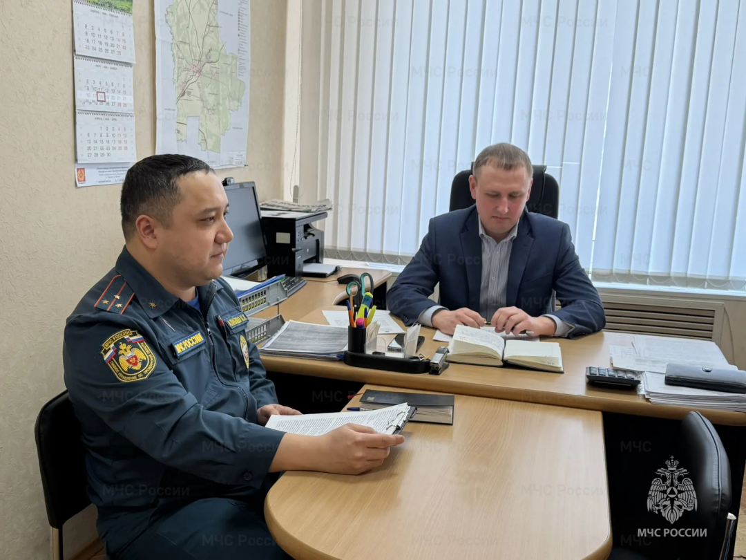 Рабочая встреча с  руководителями управляющих компаний Новоорского района