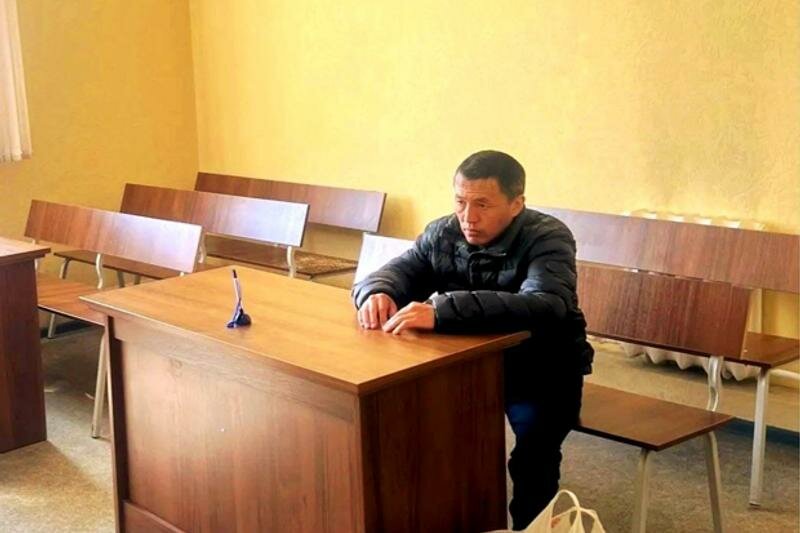 Мужчина, пытавшийся напасть на губернатора Паслера, оказался сорокадвухлетним оренбуржцем